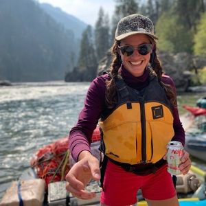 Meet your Posher, Alia